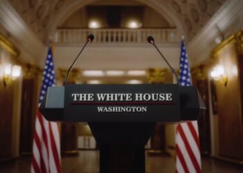 Baltuosiuose rūmuose atsirado naujas slaptas mygtukas: štai kas nutinka jį paspaudus