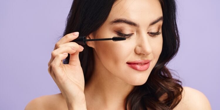 Išbandžiau perkamiausią „Amazon“ blakstienų tušą – štai kodėl jį vėl pirksiu