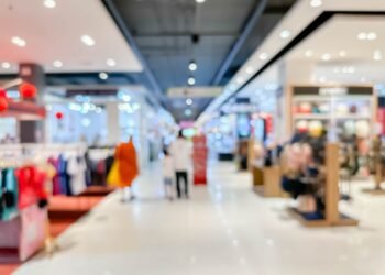 Artėja Kate Spade ir „Target“ kolekcija! (Taip, bus ir rankinių)