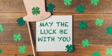 Tikroji posakio „Kažkas pasiskolinta, kažkas mėlyna“ reikšmė