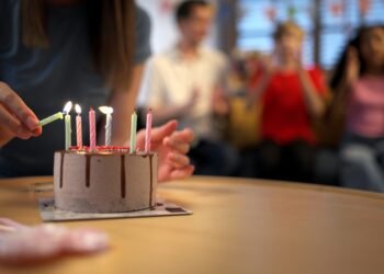 Tikroji gimtadienio tortų kilmės istorija