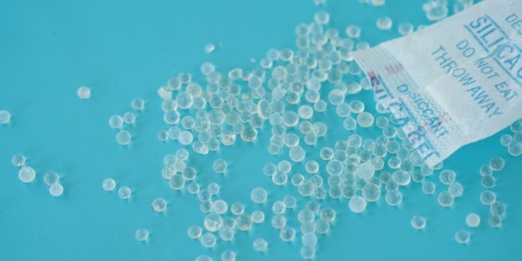 Štai kodėl nereikėtų išmesti tų silicio gelio pakelių