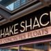 „Shake Shack“ pasieks Delta skrydžius: ką reikėtų žinoti