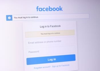 „Facebook“ pristatė mokamą tapatybės patvirtinimą – daugelis gali svarstyti paskyrų išjungimą