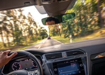 10 automobilio garsų, kurių negalima ignoruoti