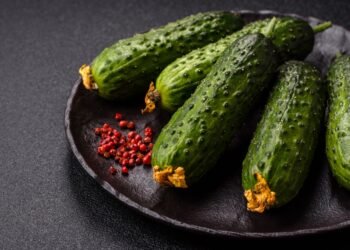 Agurkas – vaisius ar daržovė?