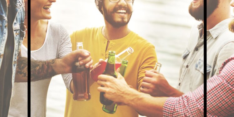 25 linksmos draugystės citatos, kuriomis norisi pasidalinti su draugais