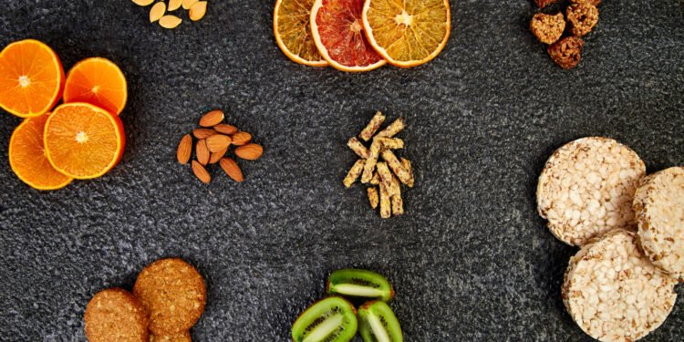 30 sveikų užkandžių, kurie numalšins potraukį užkąsti ir vis tiek padės mesti svorį