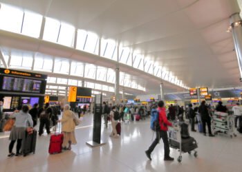 Naujoji Z kartos kelionių tendencija, kurios nenorėsite pamatyti oro uoste