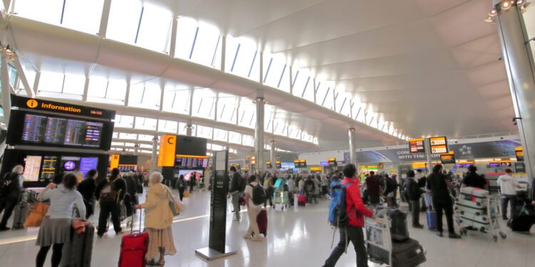 Naujoji Z kartos kelionių tendencija, kurios nenorėsite pamatyti oro uoste