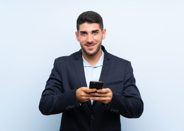 Kaip išmaniuoju telefonu išsiųsti anoniminę SMS žinutę