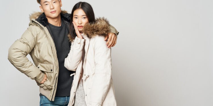 Mokslininkai sako: jei jūsų sutuoktiniui nepatinka jūsų artimiausi draugai, santykiams tai gali pakenkti