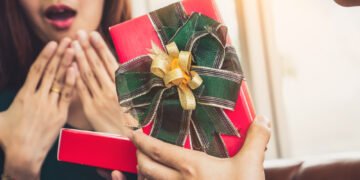 10 vestuvių dovanų etiketo taisyklių, kurių, pasak ekspertų, turėtų laikytis visi