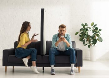 Kaip išjungti automatinį teksto taisymą iPhone telefone