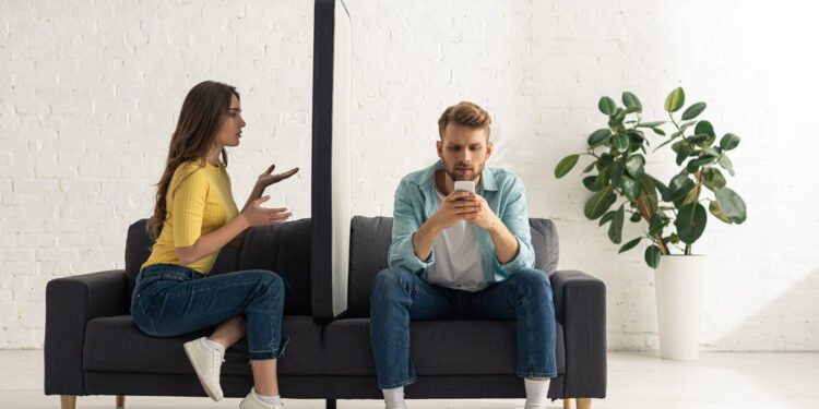 Kaip išjungti automatinį teksto taisymą iPhone telefone