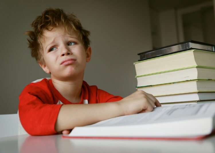 Ką daryti, kai vaikas nekenčia mokyklos
