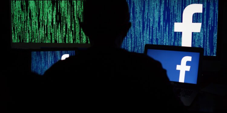 Kaip susigrąžinti nulaužtą „Facebook“ paskyrą