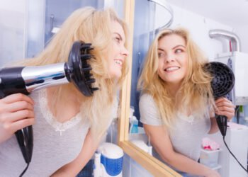 Kaip naudoti plaukų difuzorių, kad garbanos būtų tobuliausios kaip niekada