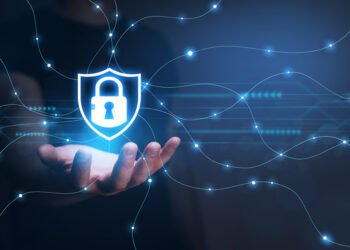 Kaip padaryti „Facebook“ paskyrą privačią ir apsaugoti savo asmeninę informaciją