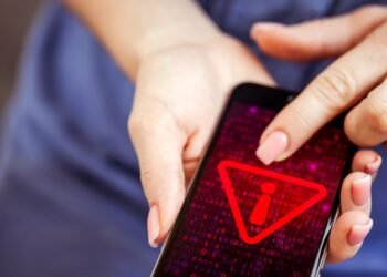 **Kaip „iPhone“ užrakinimo režimas gali apsaugoti nuo kibernetinės atakos**