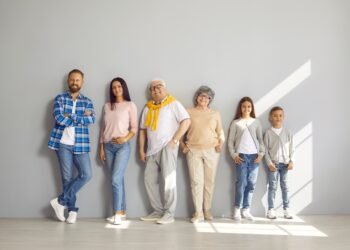 Kas laikomi artimiausiais šeimos nariais?