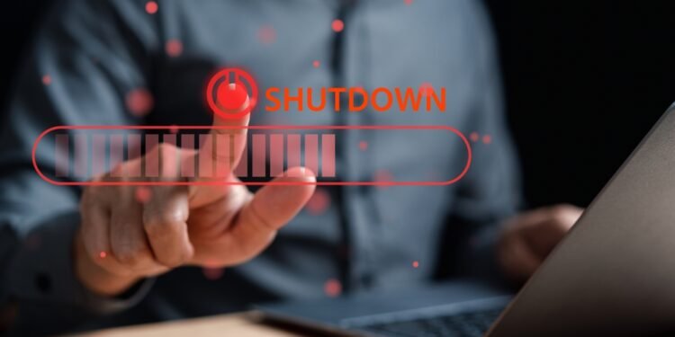 Kada geriau iš naujo paleisti, o kada išjungti kompiuterį?