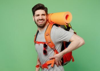 Kas nutinka jūsų kūnui, kai kasdien nešiojate sunkią kuprinę?