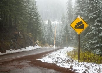 Ką daryti, jei skrydžio metu jus perkelia į žemesnę klasę