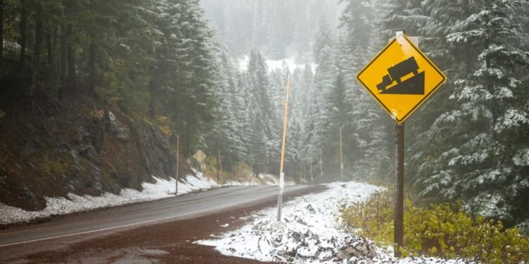 Ką daryti, jei skrydžio metu jus perkelia į žemesnę klasę