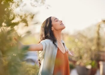 40 įkvepiančių Jameso Baldwino citatų apie meilę, laisvę ir lygybę