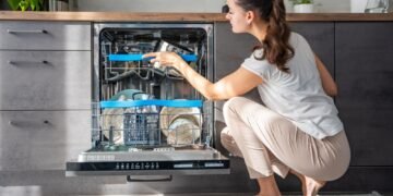 Tikriausiai nežinote apie šį paslėptą skyrelį savo indaplovėje