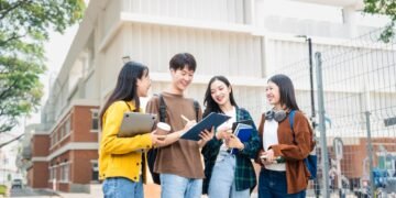 Kaip suaugus užmegzti draugystes – ir jas išsaugoti