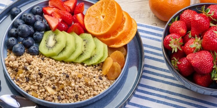 30 sveikų užkandžių, kurie numalšins norą užkandžiauti ir vis tiek padės mesti svorį