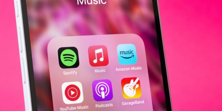 „Amazon Music“ ir „Spotify“: kuo jie skiriasi?