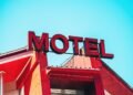 Kuo skiriasi viešbutis ir motelis