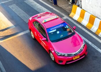 Ką reiškia pamatyti rožinį taksi?