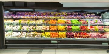 Kaip susitvarkyti sandėliuką, kad maistą laikytumėte tvarkingiau (ir greičiau pasiruoštumėte gaminimui)