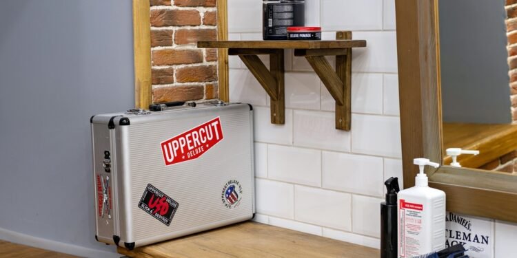 Kodėl lagaminus verta laikyti viešbučio kambario vonioje