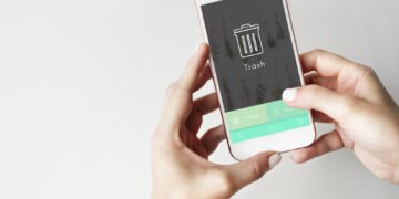 Kaip atkurti ištrintas SMS žinutes „iPhone“ telefone