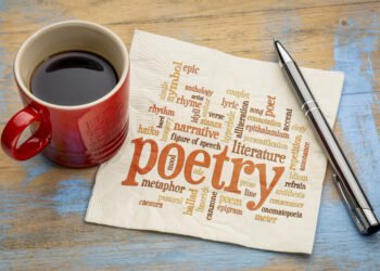 „TikTok“ sensacija Whitney Hanson apie namus ir gydančią poezijos galią