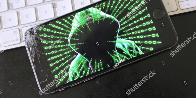 Kaip pašalinti šnipinėjimo programą iš „iPhone“