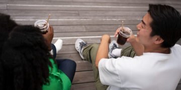 Lietuviai vis dažniau renkasi blaivų laisvalaikį: ką veikti draugų kompanijoje be alkoholio