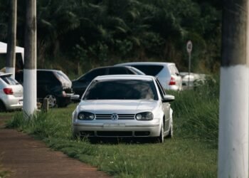 10 ženklų, kad naudoto automobilio skelbime trūksta svarbiausios informacijos