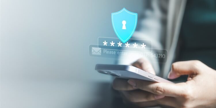 Kaip neleisti telefonui perkaisti, kai lauke kepina alinantis karštis